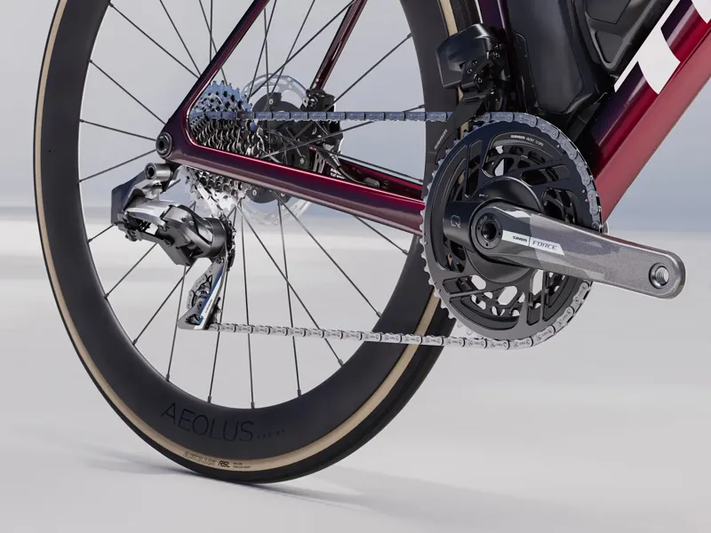 Trek Madone SLR 7 AXS Gen 8 Road Race Bike In Carbon Red Smoke-4