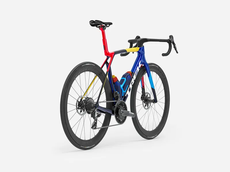 Trek Madone SLR 7 AXS Gen 8 in Team Replica-1