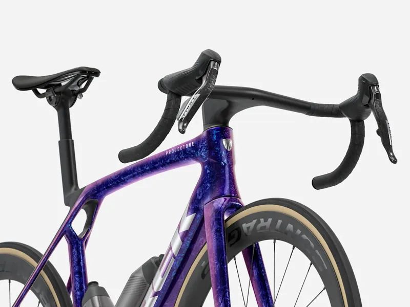 Trek Madone SLR 7 AXS Gen 8 in Purple Phaze/Amethyst Marble-4