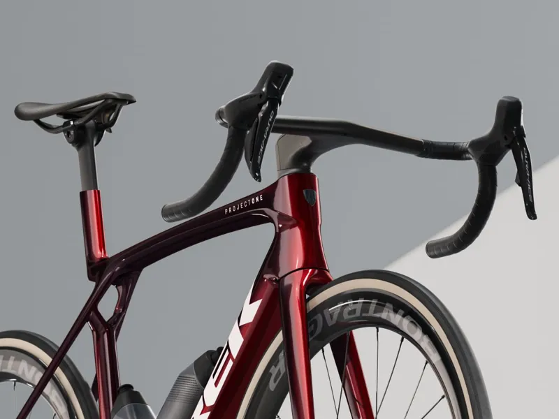 Trek Madone SLR 9 Gen 8 Road Race Bike In Carbon Red Smoke-4