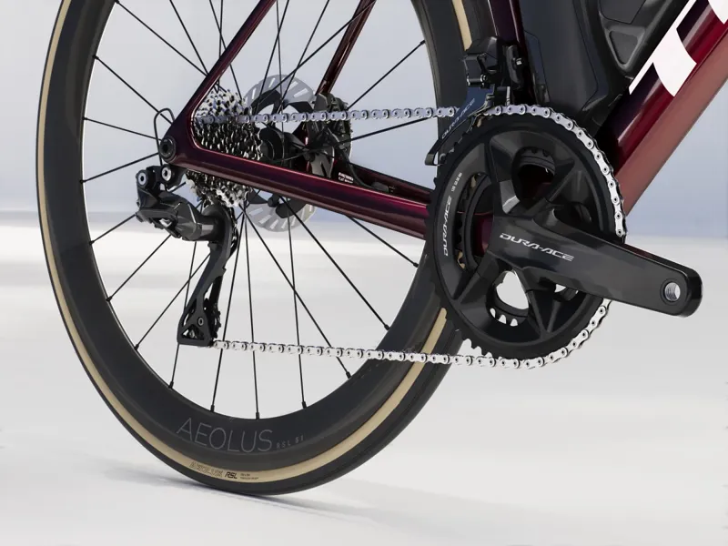 Trek Madone SLR 9 Gen 8 Road Race Bike In Carbon Red Smoke-5