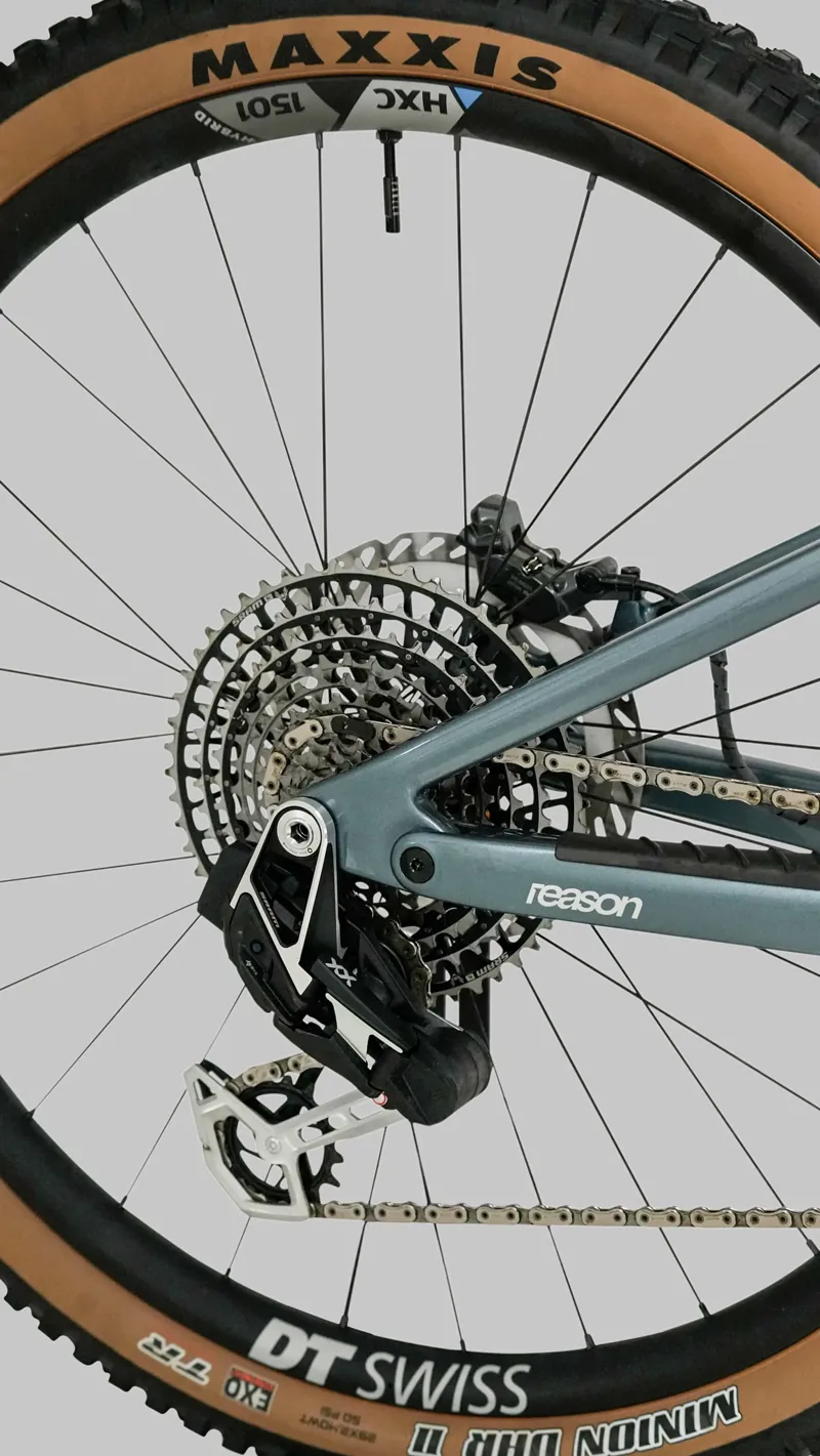 Megamo Reason CRB 01 E-MTB in Blue-5