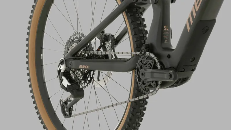 Megamo Reason CRB 03 E-MTB in Black-6