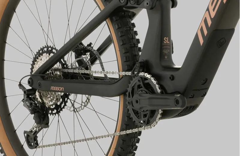 Megamo Reason CRB 07 E-MTB in Black-6