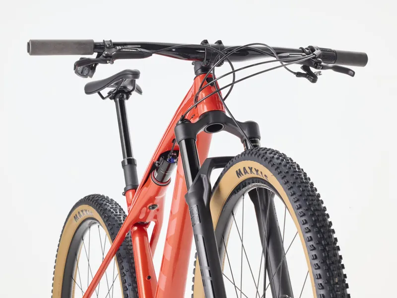 Trek Supercaliber SL 9.7 GX AXS Gen 2 MTB in Lava Red-3