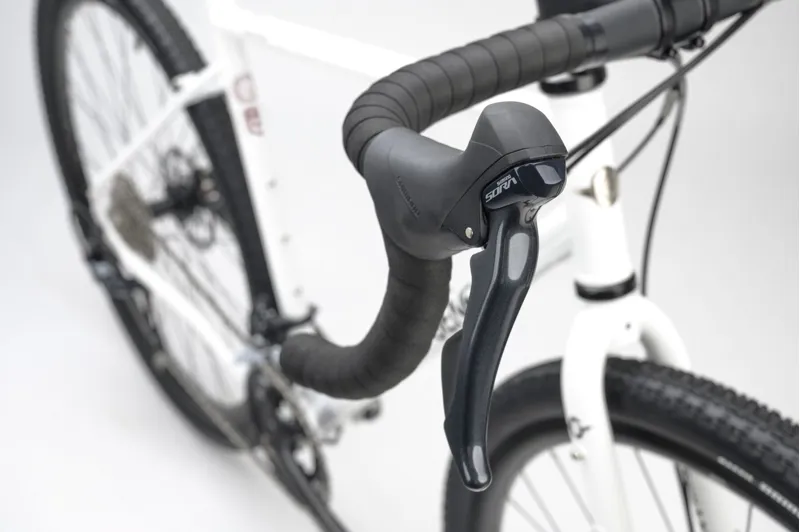 Genesis Croix De Fer 10 Gravel Road Bike in White-2