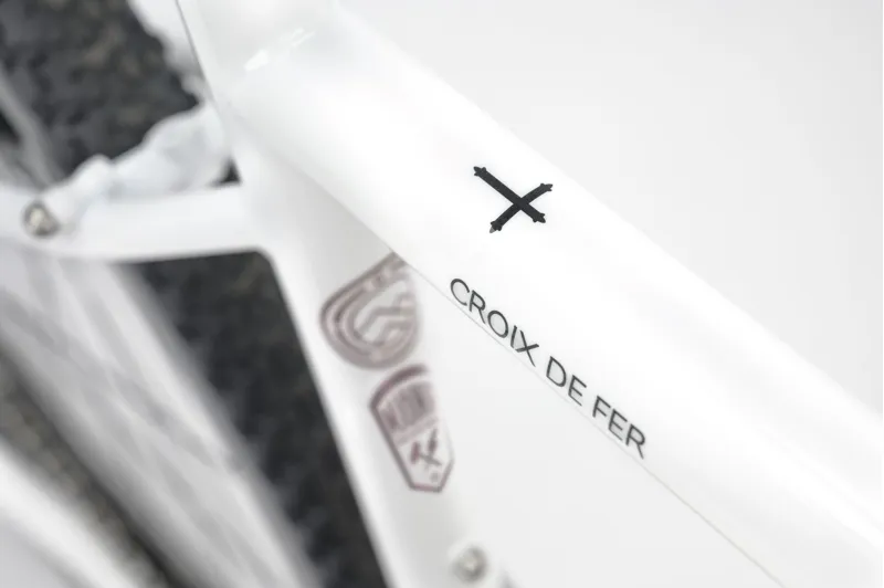 Genesis Croix De Fer 10 Gravel Road Bike in White-8