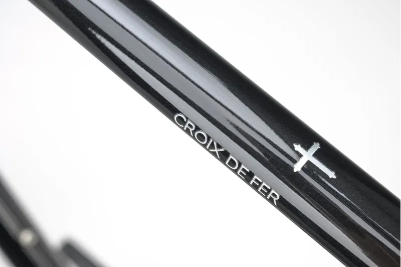 Genesis Croix De Fer 20 Gravel Bike in Black-9