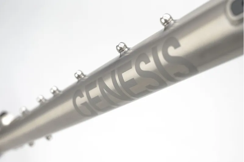 Genesis  Croix De Fer Titanium Frameset Silver-10