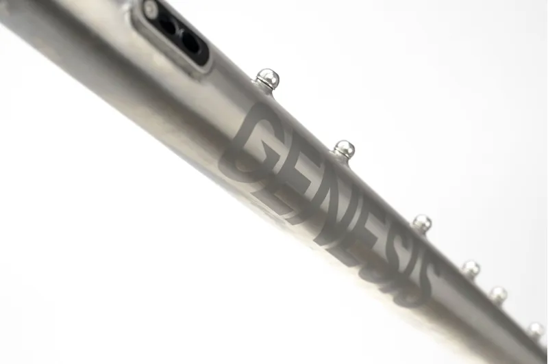Genesis  Croix De Fer Titanium Frameset Silver-7