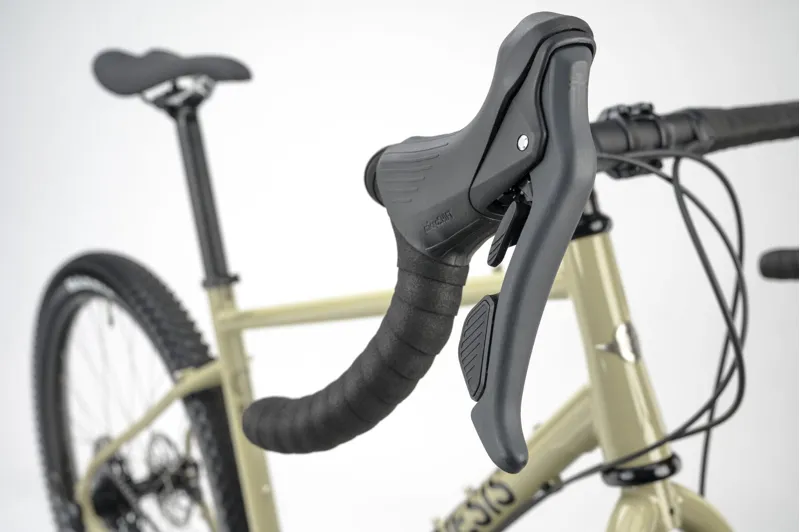 Genesis Vagabond 10 Gravel Bike in Rolling Bones-6