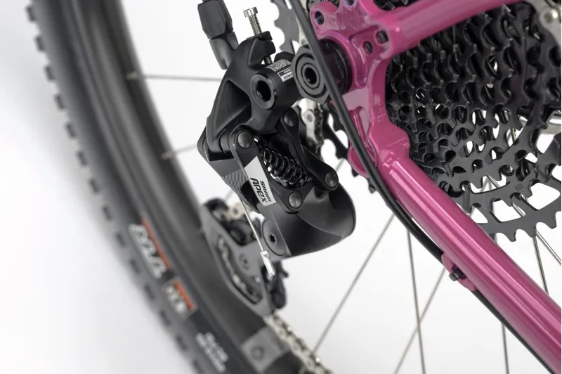 Genesis Vagabond Gravel Bike 20-9