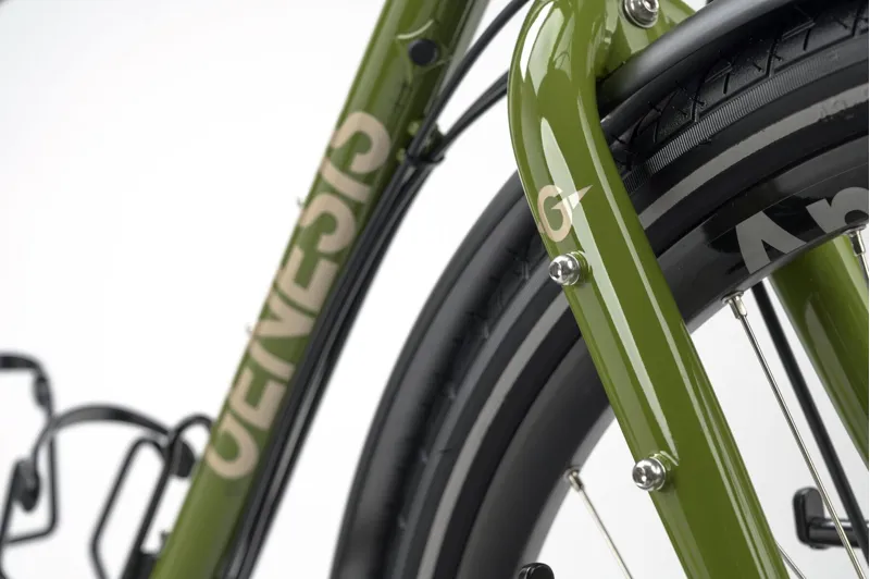 Genesis Tour De Fer 10 Flatbar Touring Bike-11