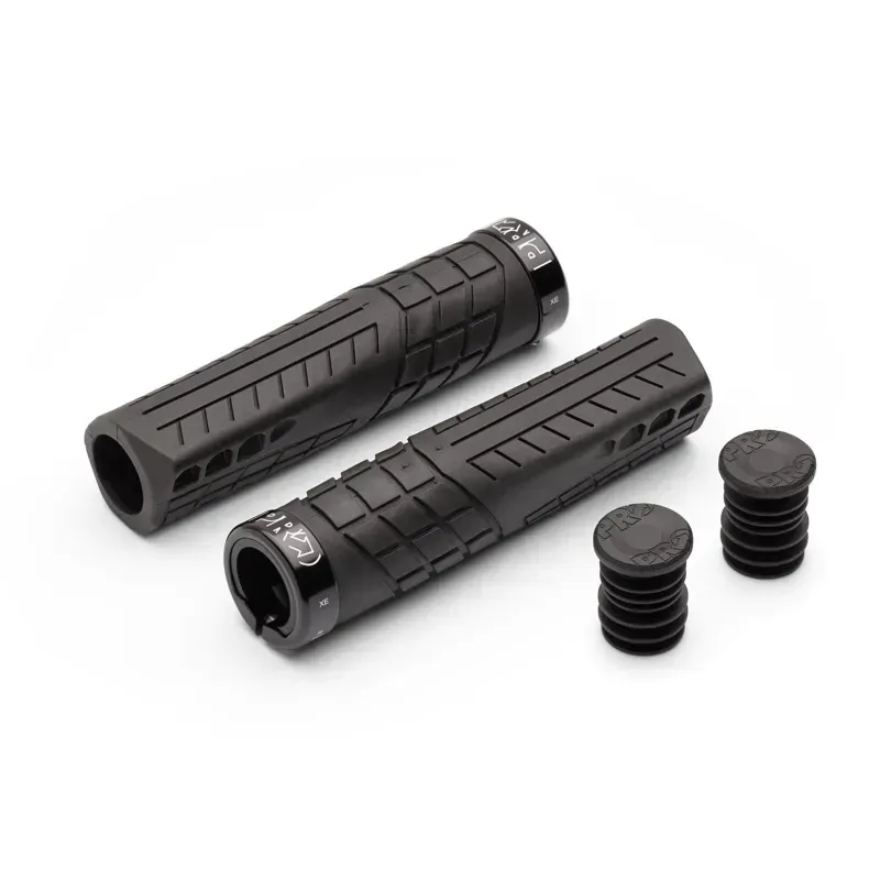 Pro HeroDirt Team Lock On Grips 132.5 x 30mm in Black