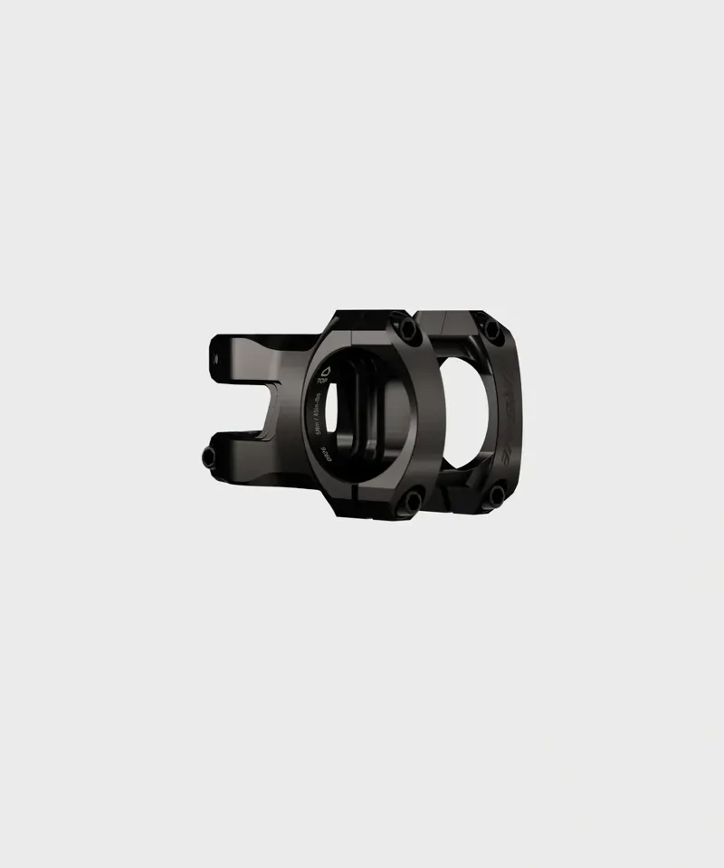 Race Face Turbine Stem in Black-2