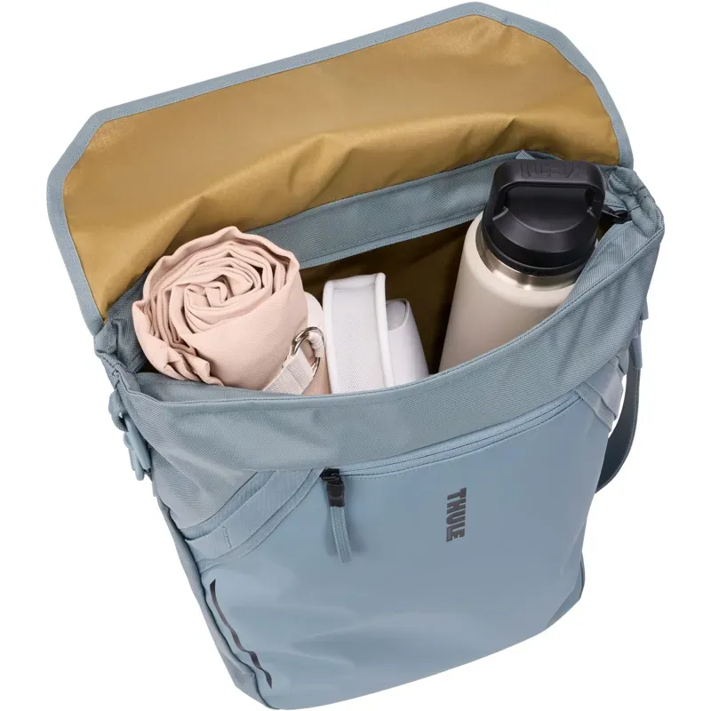 Thule Chasm 22l Inlock Courier Bag in Blue-4