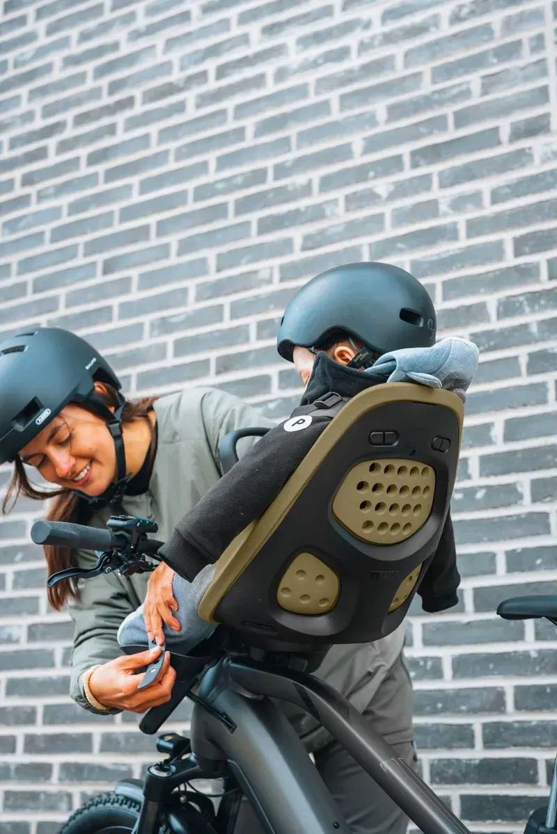 Thule Yepp 2 Mini Stem Mount Front Child Seat in Tan-4