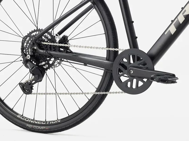 Trek FX 2 Gen 4 Hybrid City Bike in Carbon Dark Grey-4