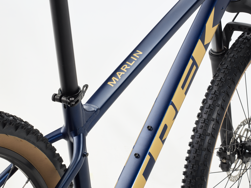 Trek Marlin 5 Gen 3 XC MTB in Mulsanne Blue-4