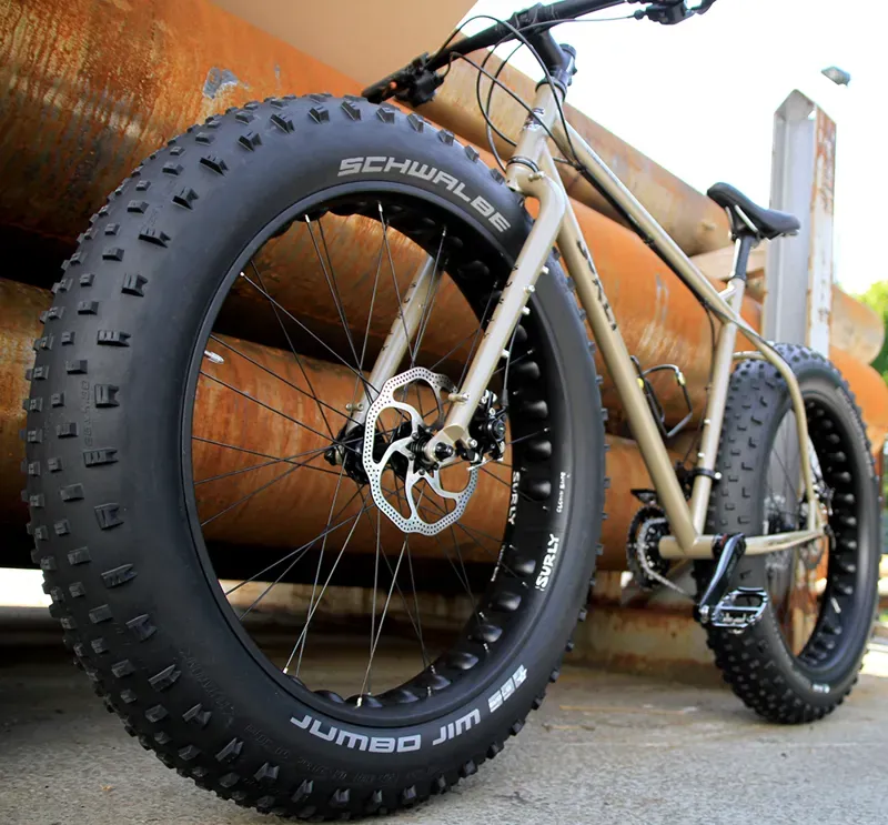 Jumbo Jim Black 26x4.0-1