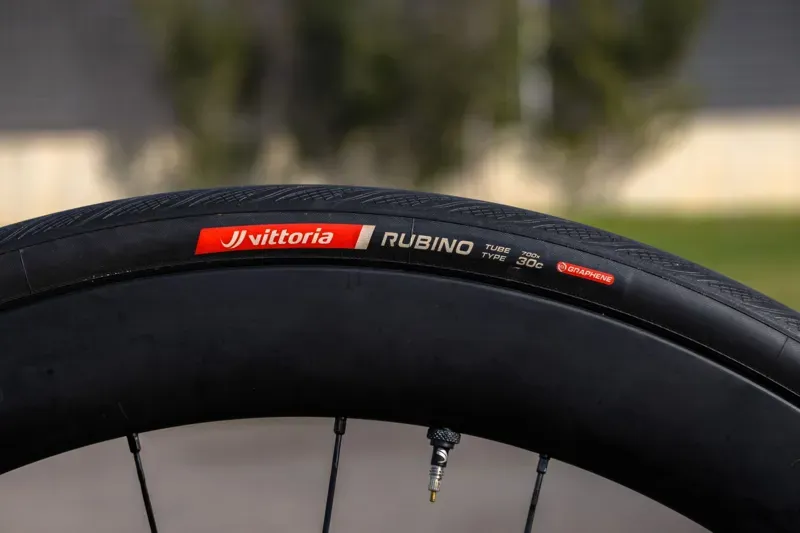 Vittoria Rubino V Tyre 700c-3
